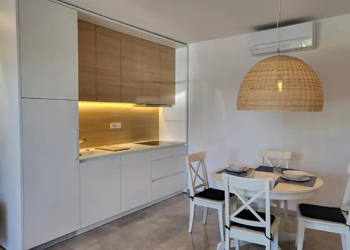 With Parking Space Turcic, Krk - 21603 شقة مالينسكا